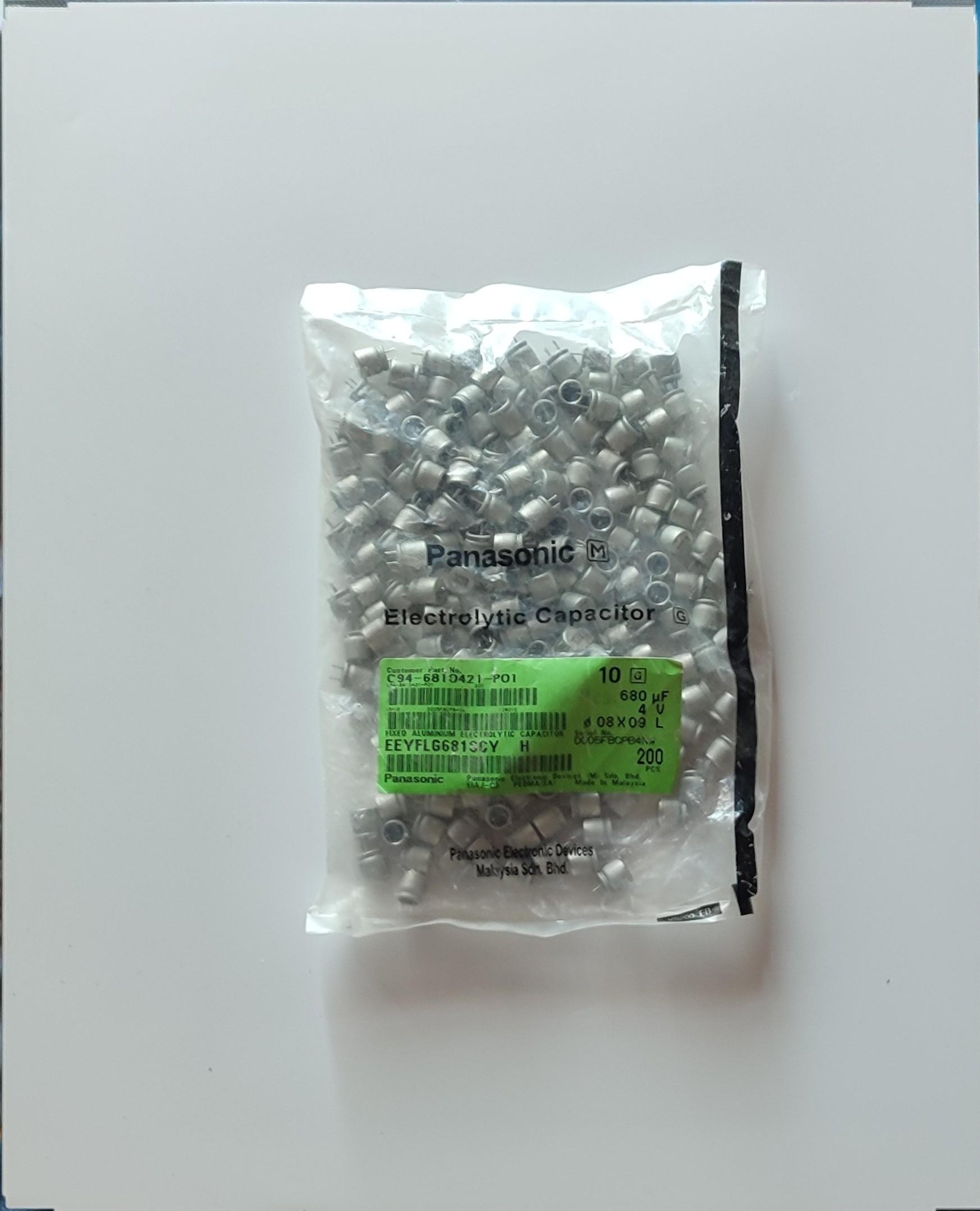 680uF 4V Elektrolitik Kondansatör